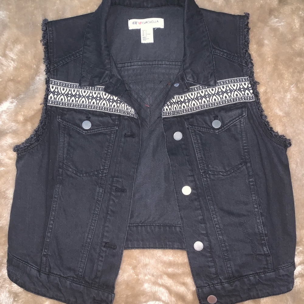 Aztec Coachella Vest - Picture 2 of 2